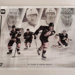 Vintage 25 YEARS OF DUCKS HOCKEY